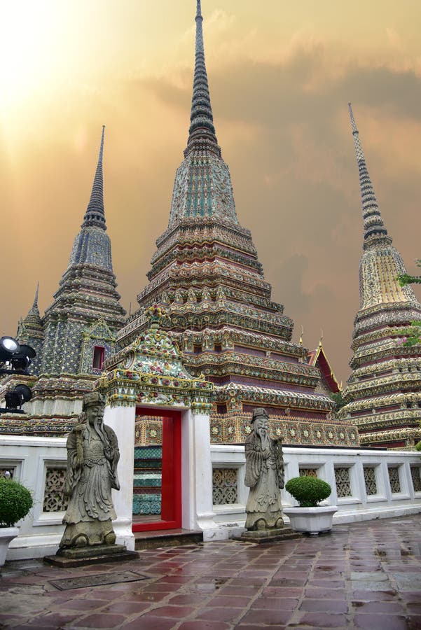 Gennaio 2017, tailandia tramonto tempio da, religioso il luogo avere era visitato migliaia da giro.